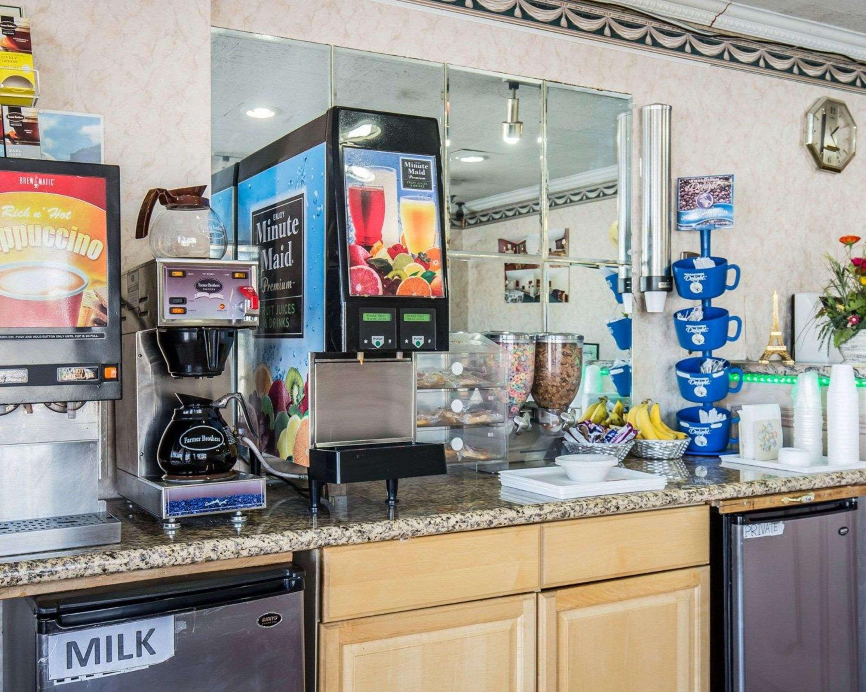 Econo Naval Air Station Area Lodge Fallon